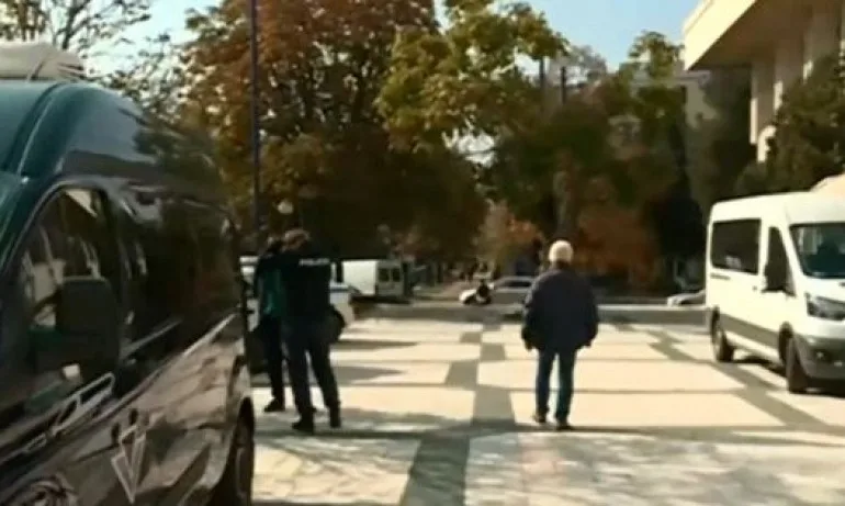 ДАНС, НАП и ГДНП влязоха в община Пазарджик - Tribune.bg