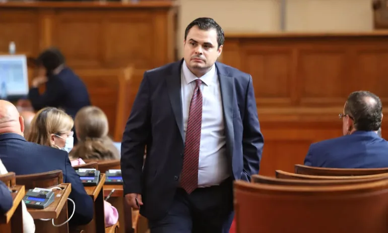 Петър Николов: В един момент ще се стигне до правителство на ГЕРБ и ДБ - Tribune.bg