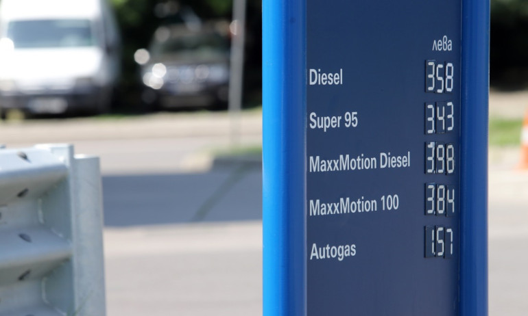 Пореден протест срещу скъпите горива блокира Подбалканския път - Tribune.bg