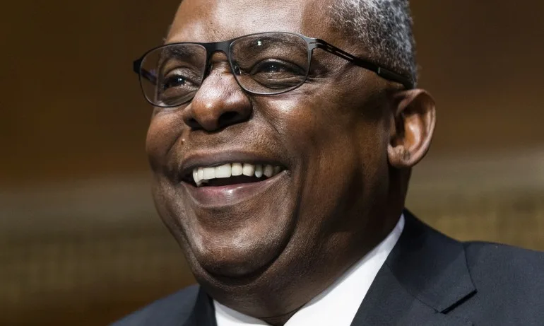 Министърът на отбраната на САЩ връща трансджендърите в армията - Tribune.bg