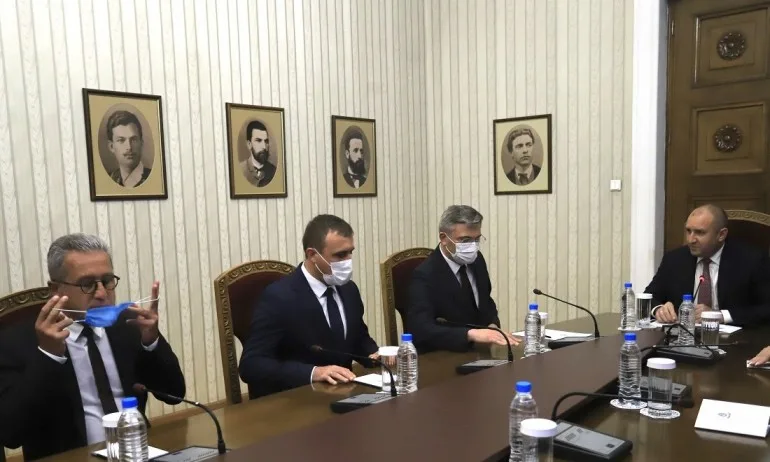 ДПС няма да прости на Радев за провокацията Коя е вашата родина-майка? - Tribune.bg