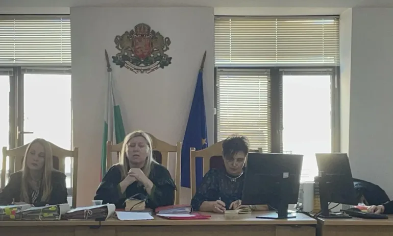 Делото Дебора започва отначало - Tribune.bg