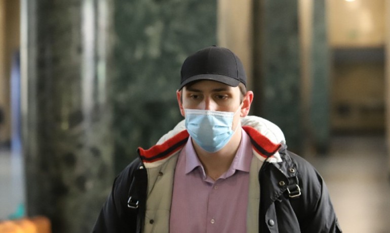 Кристиян Николов твърди пред съда, че загубил съзнание преди да удари колата на Милен Цветков - Tribune.bg
