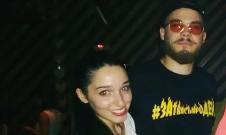 Рапърът Боро Първи: Момичето от снимката вече не е сред нас и виновните за нейната липса сме ние - Tribune.bg