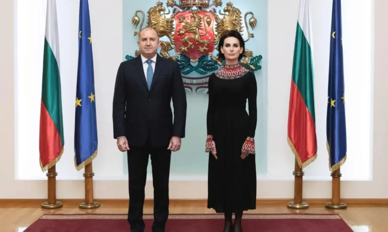 Новата украинска посланичка Олеся Илашчук връчи акредитивни писма на Радев (ВИДЕО) - Tribune.bg