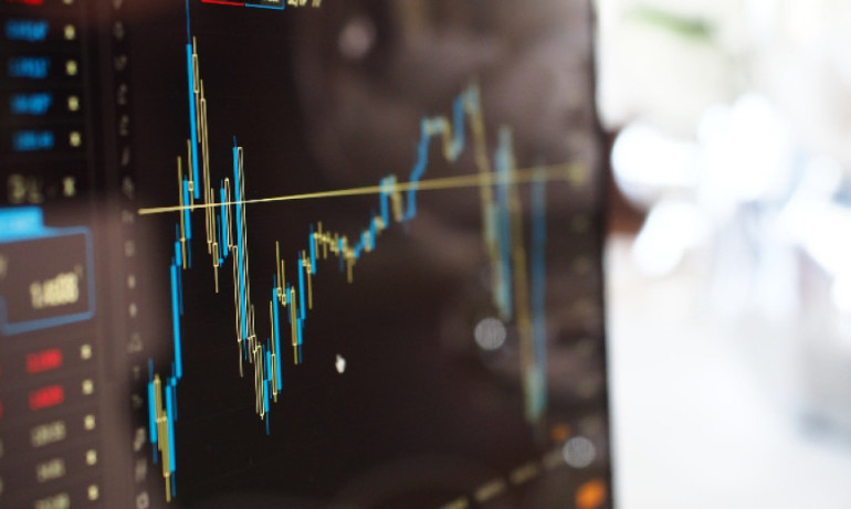 Страх от рецесия срина световните борси - Tribune.bg