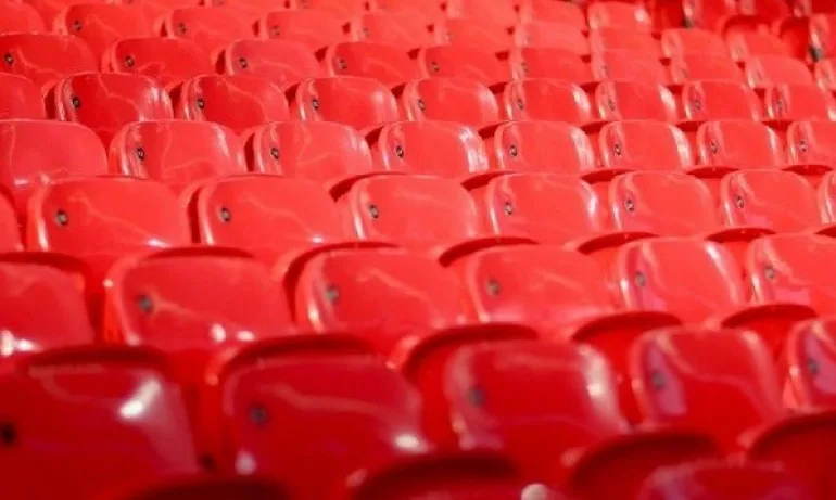 Висшата лига в Англия спира до 3 април - Tribune.bg