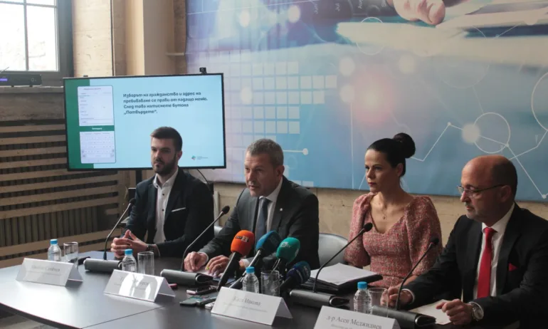 Меджидиев: Вече е факт мобилното приложение за издаване на електронни бели рецепти - Tribune.bg