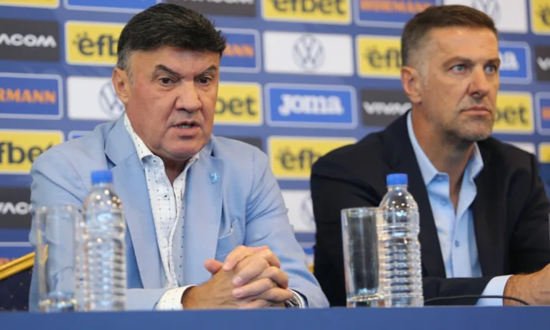 Боби Михайлов поздрави футболните фенове - Tribune.bg