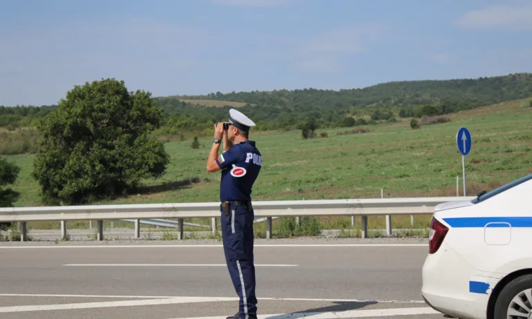 Куриоз: За 40 минути катаджии спряха една и съща кола 2 пъти, карана от различни пияни шофьори - Tribune.bg