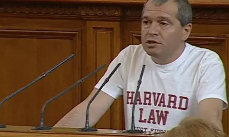 Тошко Йорданов: Лена Бориславова е слаб юрист, заради нея Конституционният съд ни резна зелките - Tribune.bg