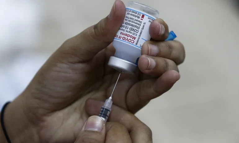 ЕМА разреши ваксината на Модерна за деца от 12 до 17 години - Tribune.bg