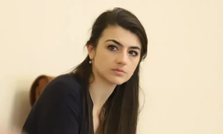 Лена Бориславова: ПП няма да рестартира от начало преговорите с ГЕРБ - Tribune.bg