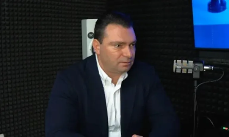 Калоян Паргов: Спирката на метрото е чакалнята на българина - Tribune.bg