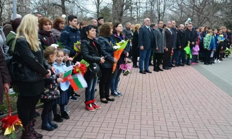 Манев на 3-ти март: Бях част от истинския празник на Чирпан - Tribune.bg