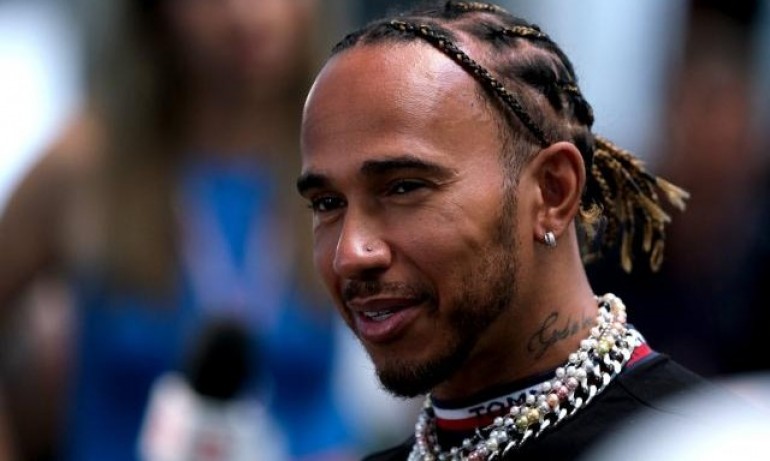 Разрешиха на Хамилтън да се състезава в Маями - Tribune.bg