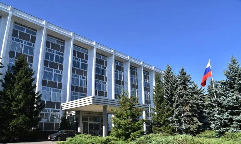 Москва: Изгонването на руските дипломати от България ще навреди на двустранните отношения - Tribune.bg