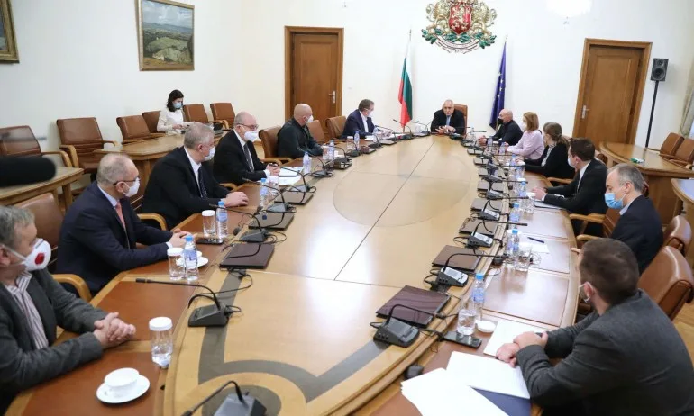 До 21 декември остават действащите противоепидемични мерки - Tribune.bg