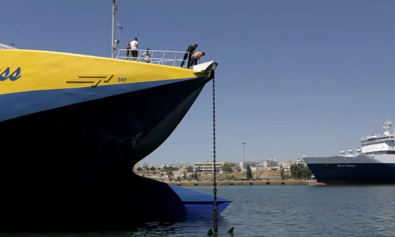 Общонационална стачка парализира Гърция - Tribune.bg