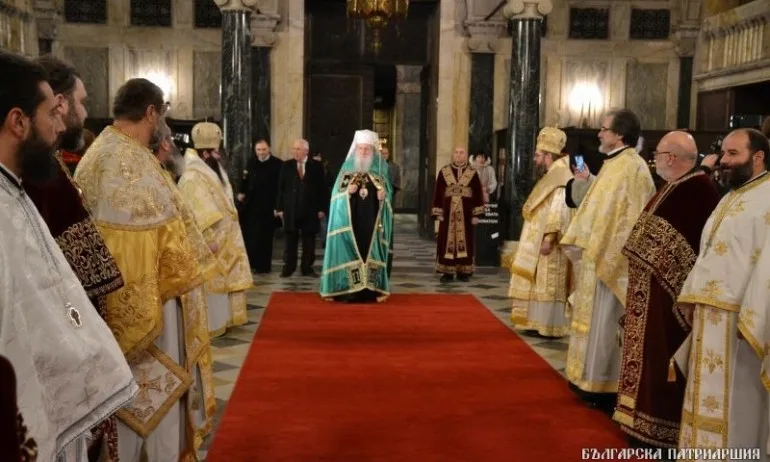 Патриарх Неофит: Благодатта, мирът и любовта на нашия Господ да бъдат с всички нас! - Tribune.bg