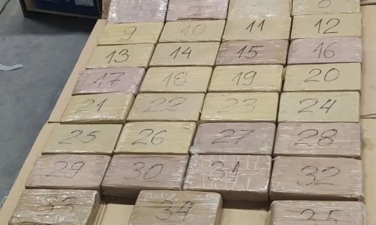 Заловиха огромно количество кокаин на пристанището в Бургас (СНИМКИ) - Tribune.bg