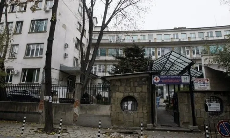 Опитна акушерка с голям стаж направила грешката с разменените бебета - Tribune.bg