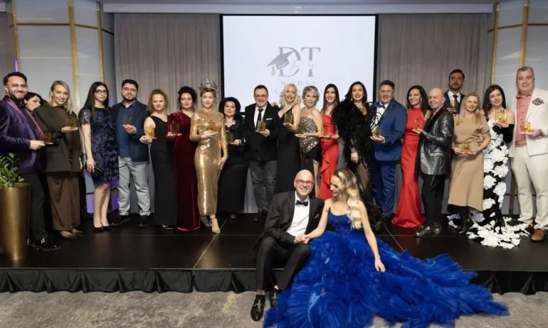 Професор Любомир Стойков с награда за визионерство в културата и образованието - Tribune.bg