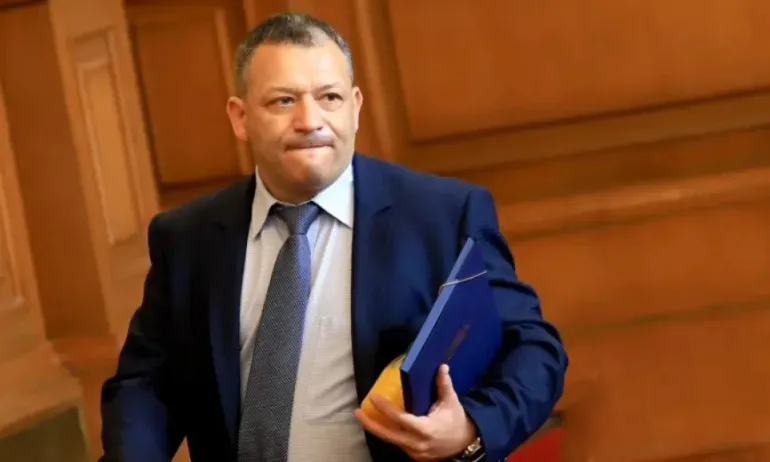 Гърдев, ИТН: Както каза Слави Трифонов, всичко тепърва предстои - Tribune.bg