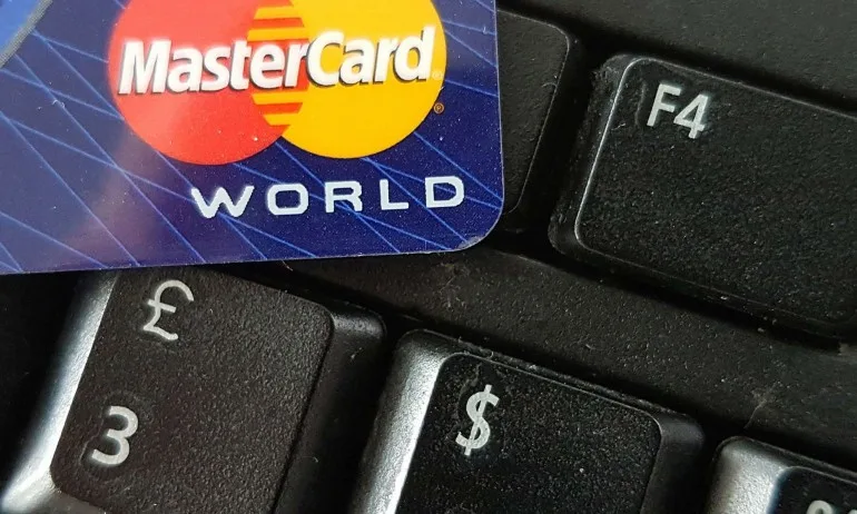 Служителите на Mastercard се връщат в офисите чак след откриването на ваксина - Tribune.bg