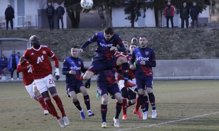 ЦСКА не допусна гол при поредна победа в зимните контроли - Tribune.bg