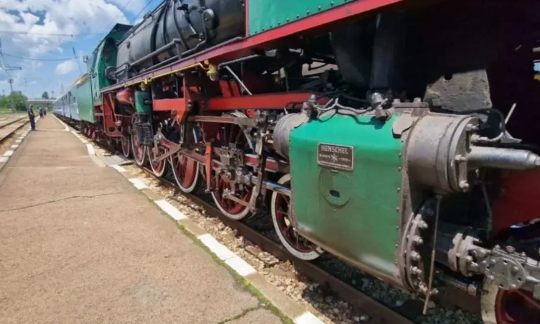 БДЖ пуска специална ретро мотриса от София до Банкя - Tribune.bg