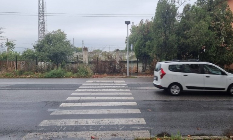Кола блъсна дете на пешеходна пътека в Шумен - Tribune.bg