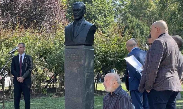 Софийска районна прокуратура се самосезира по повод оскверняване на паметника на Удроу Уилсън - Tribune.bg