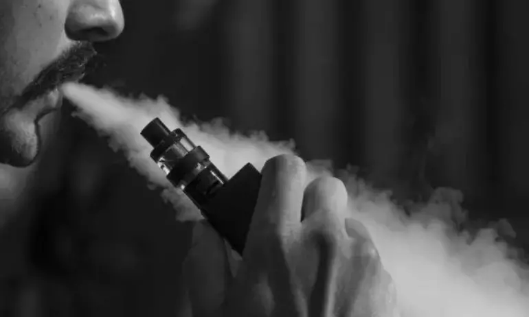 От догодина продажбата на ароматизирани нагреваеми цигари ще бъде забранена,