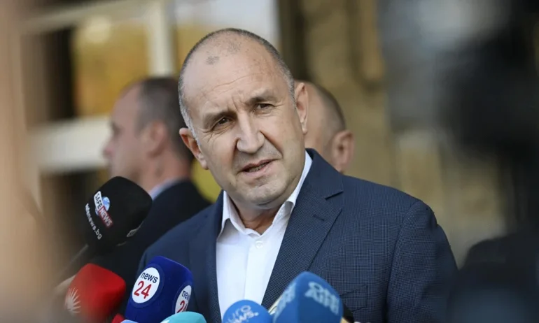 Радев отговори на нападките за прессъобщението с агитация да се гласува за Илияна Йотова - Tribune.bg