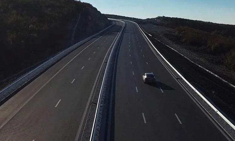 Мрежата за новата отсечка на АМ Хемус: Голям кеф! - Tribune.bg