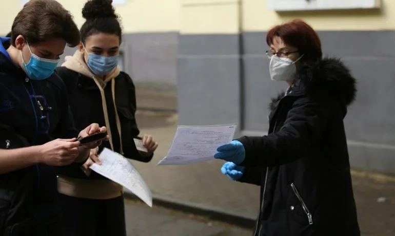 Три са анулираните работи на втората матура на зрелостниците днес - Tribune.bg