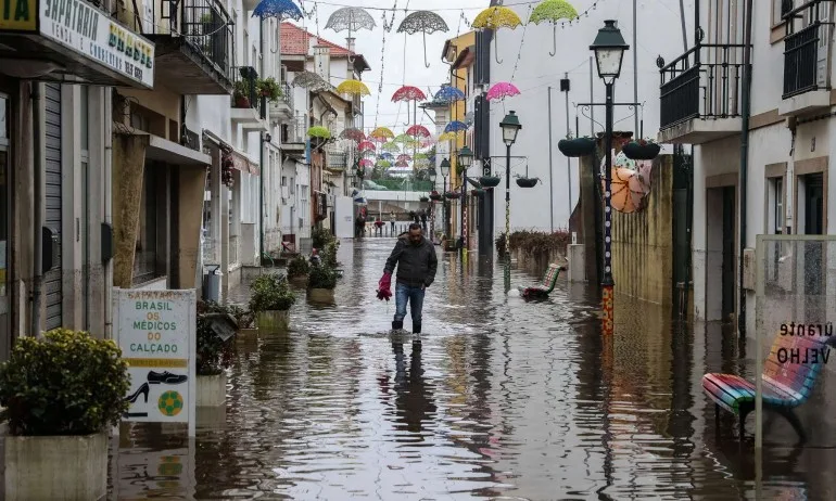 В Португалия очакват бури и ветрове с по 120 км./ч - Tribune.bg