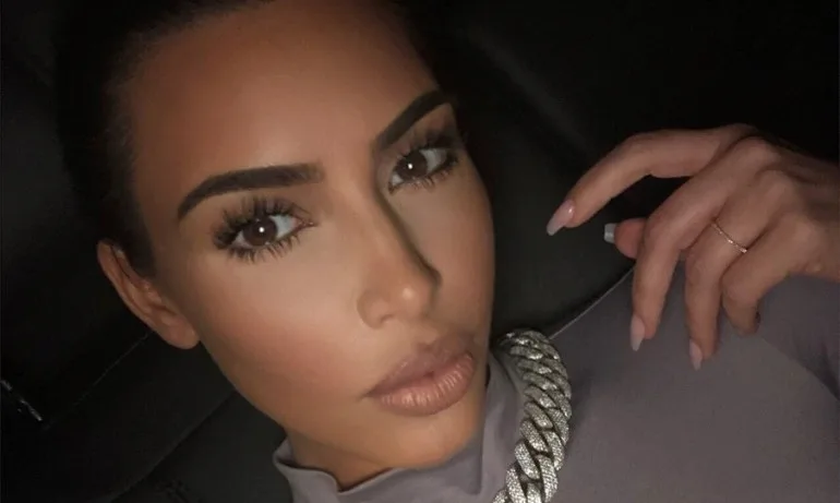 Ким Кардашян ще става адвокат - Tribune.bg