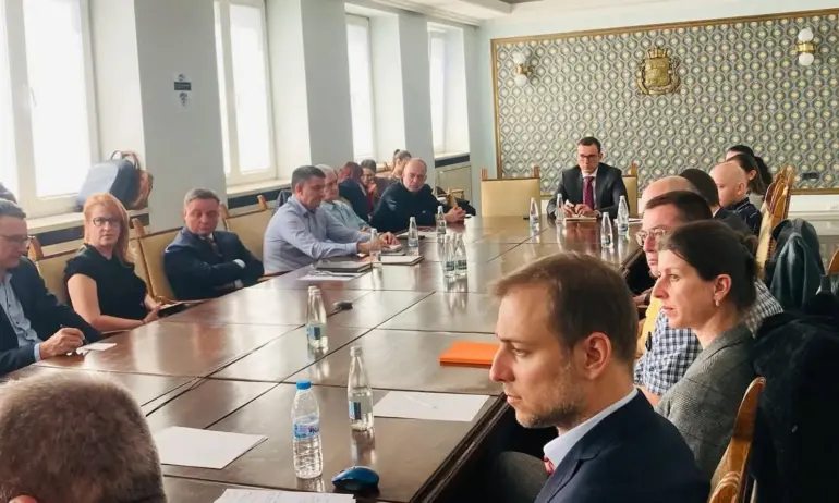 Кметът Терзиев прави дигитална платформа за ремонтите в столицата - Tribune.bg