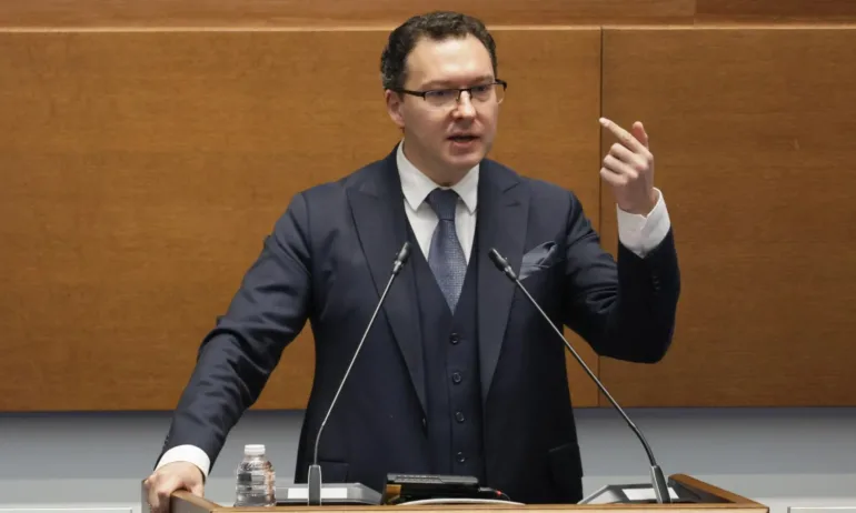 Даниел Митов: Шествието след протеста на 1 декември беше нерегламентирано, нито един участник не е пострадал тежко - Tribune.bg