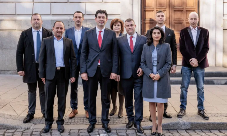 МК БСП за България призова кмета Терзиев да събере смелост и да обяви 3 януари за неучебен ден в София - Tribune.bg