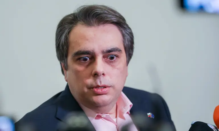 Асен Василев: Заради закона за личния фалит, банковото лоби блокира 653 млн. евро от Европа - Tribune.bg