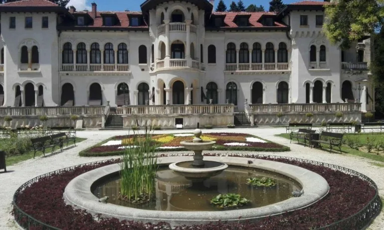 Сакскобургготски уверяват няма да търсят обезщетение за двореца Врана - Tribune.bg