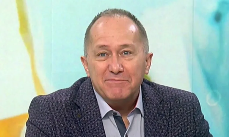 Доц. Дончев: Изкарах COVID-19, но си поставих ваксина - Tribune.bg