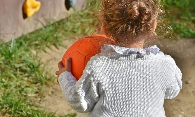 Бум на въшки в София - Tribune.bg