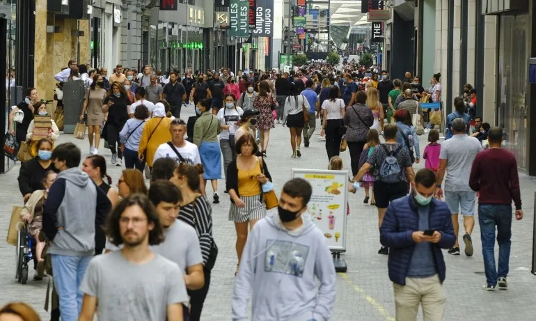 Нови правила за пътуване на българите в Белгия и Испания - Tribune.bg