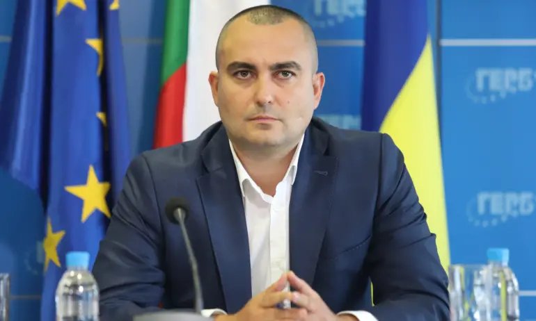 Александър Иванов: Липсата на буфери в Бюджет 2024 застрашава влизането ни в еврозоната - Tribune.bg