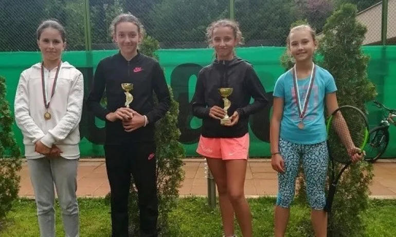 Владов и Илиева спечелиха Регионално до 14 г. във Варна - Tribune.bg