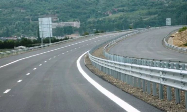 АПИ: Няма достатъчно пари за ремонти на пътища - Tribune.bg